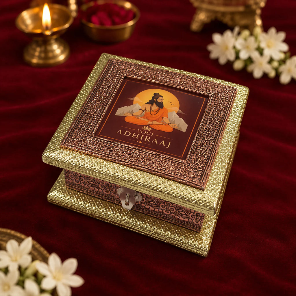Specialized Remedy Ring presentation box by Yogi Adhiraaj — detail
